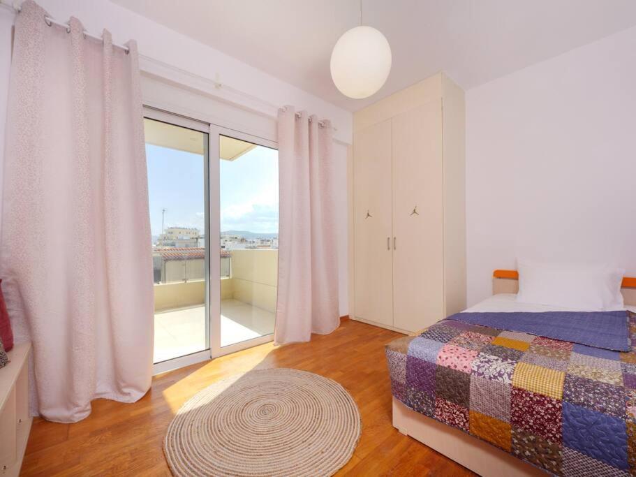 Apartment Gpk Bright & Stylish 4br - Central With Free Parking