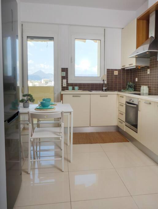 Gpk Bright & Stylish 4br - Central With Free Parking * Héraklion