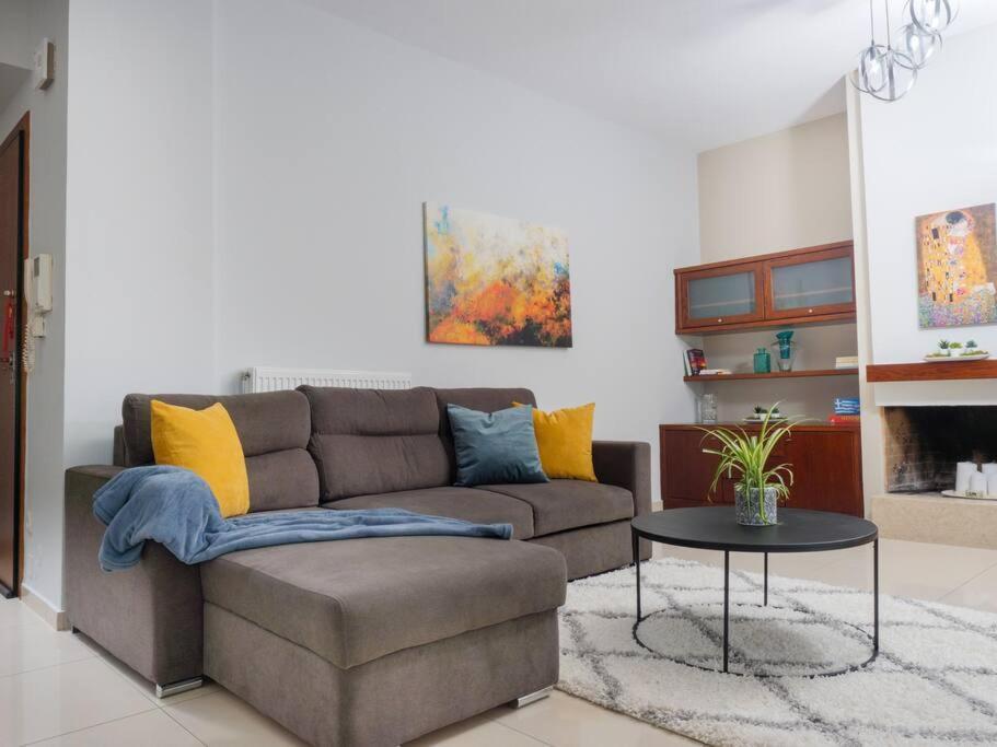 Gpk Bright & Stylish 4br - Central With Free Parking