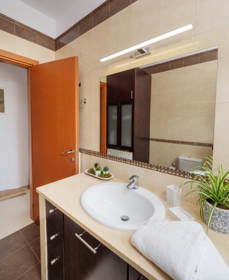 Appartement Gpk Bright & Stylish 4br - Central With Free Parking Héraklion